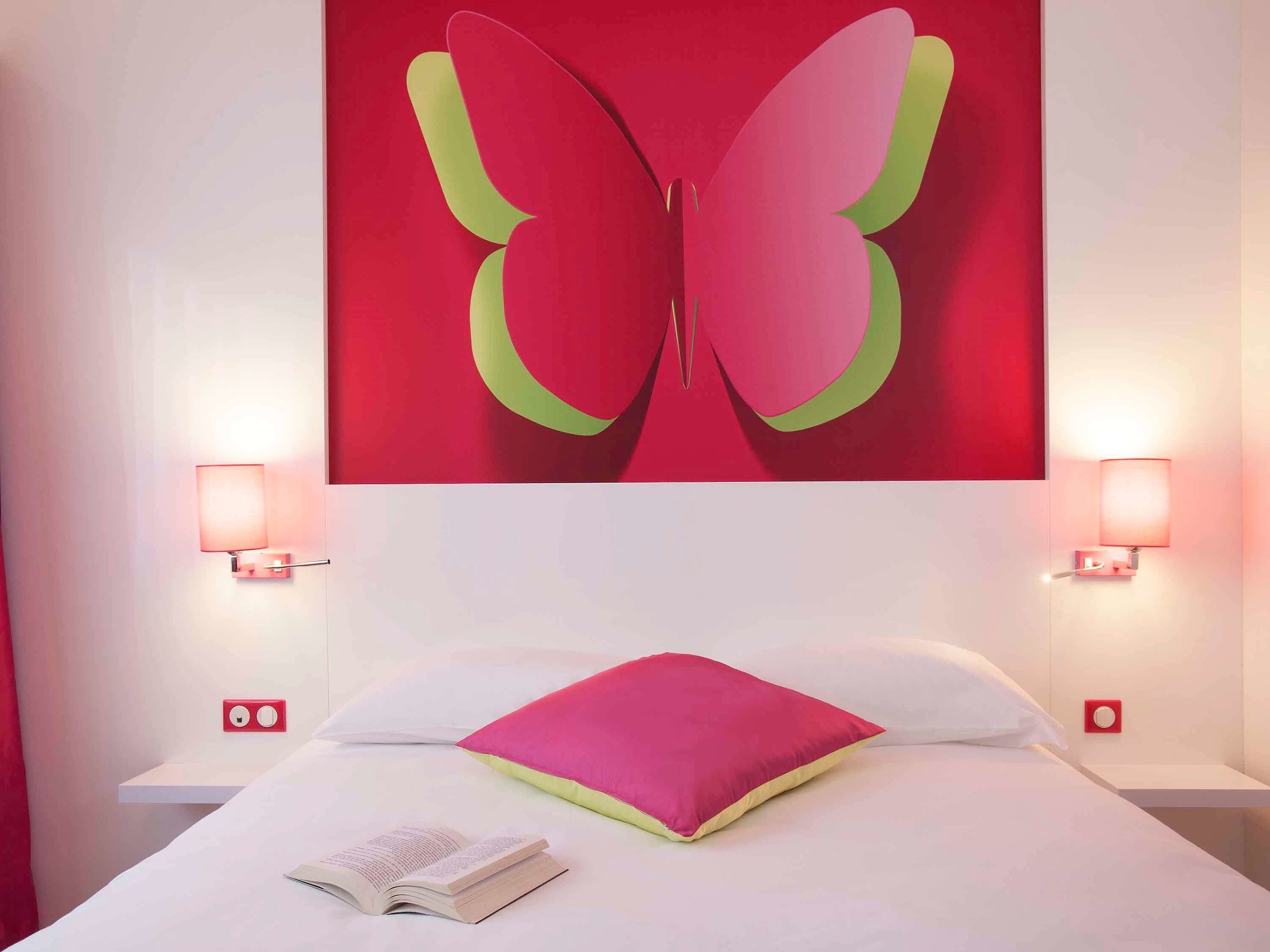 ibis styles bordeaux st medard hotel