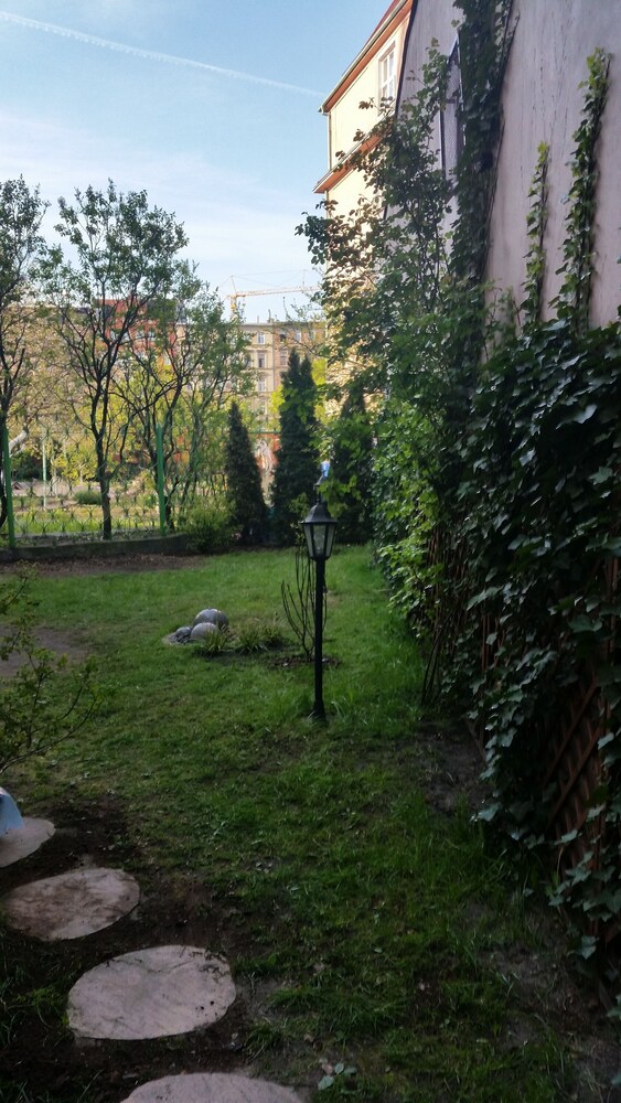 akira bed and breakfast