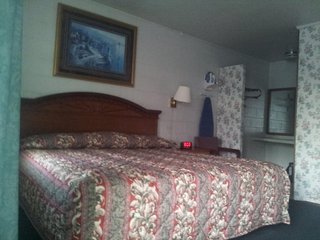relax inn westminster