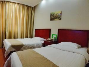 Greentree Inn Changshu Fangta Park Pedestrian Street Business Hotel,Near Changshu Museum,2 star