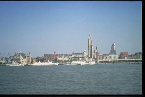 ibis budget antwerpen port