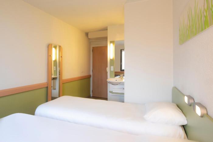 ibis budget antwerpen port