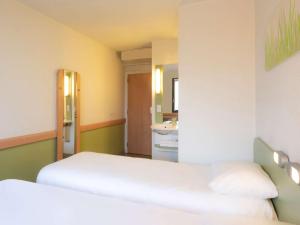 ibis budget antwerpen port