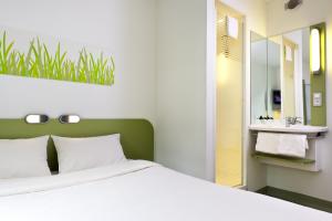 ibis budget antwerpen port