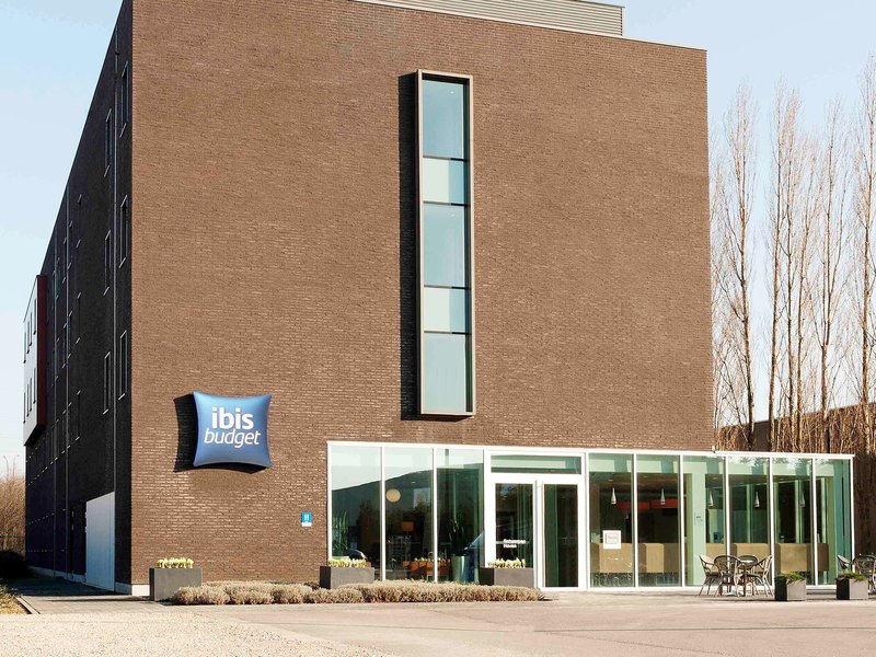ibis budget antwerpen port