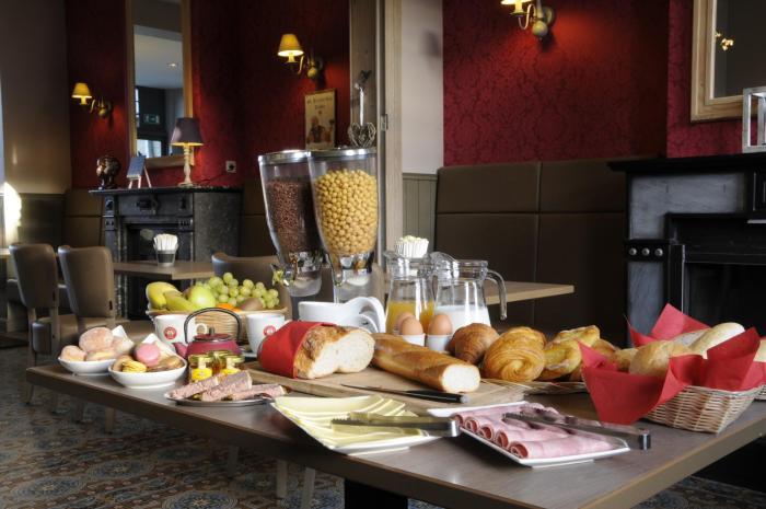 t oud gemeentehuis poelkapelle