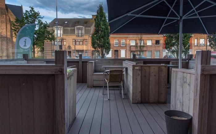 t oud gemeentehuis poelkapelle