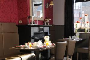 t oud gemeentehuis poelkapelle