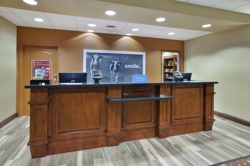 hampton inn and suites wichita northeast