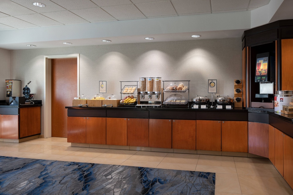 fairfield inn and suites by marriott redding