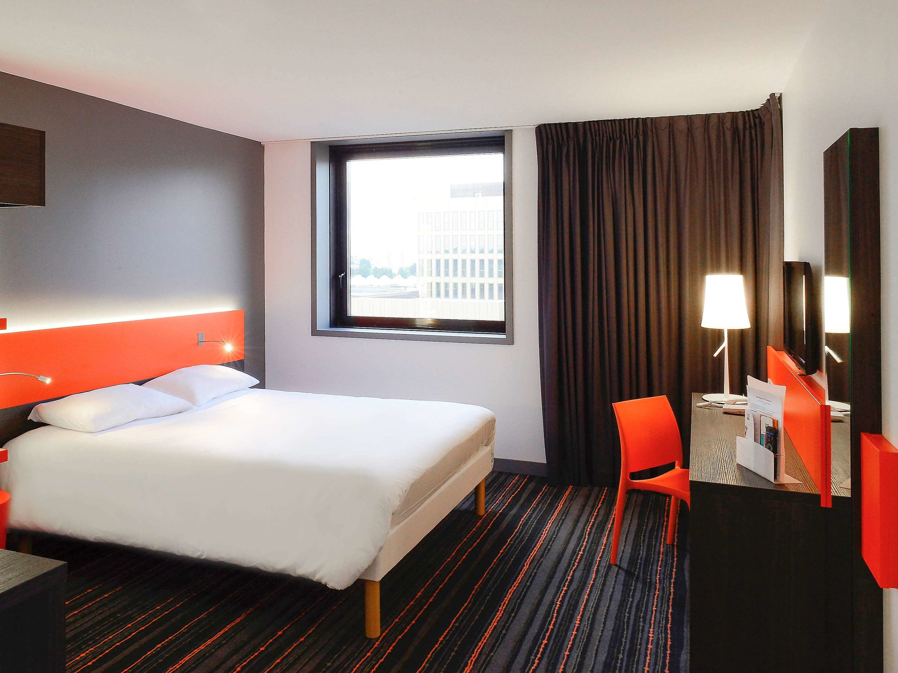 ibis styles caen centre gare
