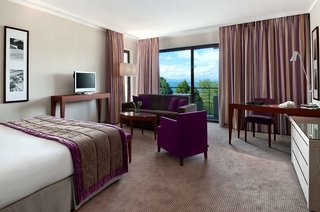 Hilton Evian-Les-Bains,Haute-Savoie>>Evian-Les-Bains,4 star
