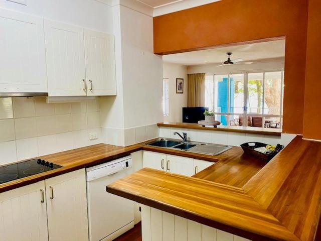 beachview apartments at villa paradiso