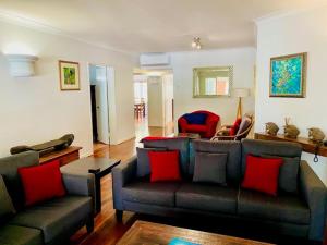 beachview apartments at villa paradiso