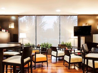ibis barcelona molins de rei