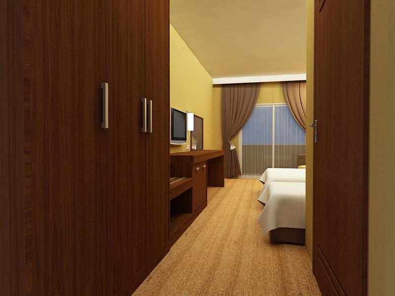 mitos app and hotel
