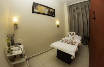 the royal riviera hotel