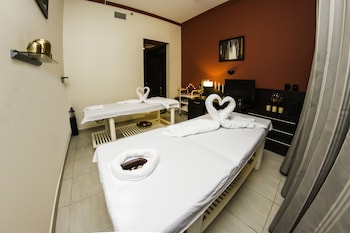 the royal riviera hotel