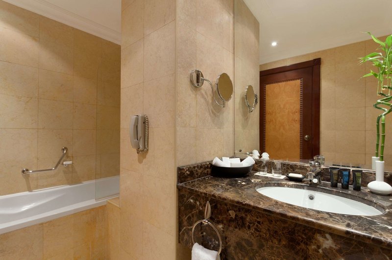 wyndham grand regency doha