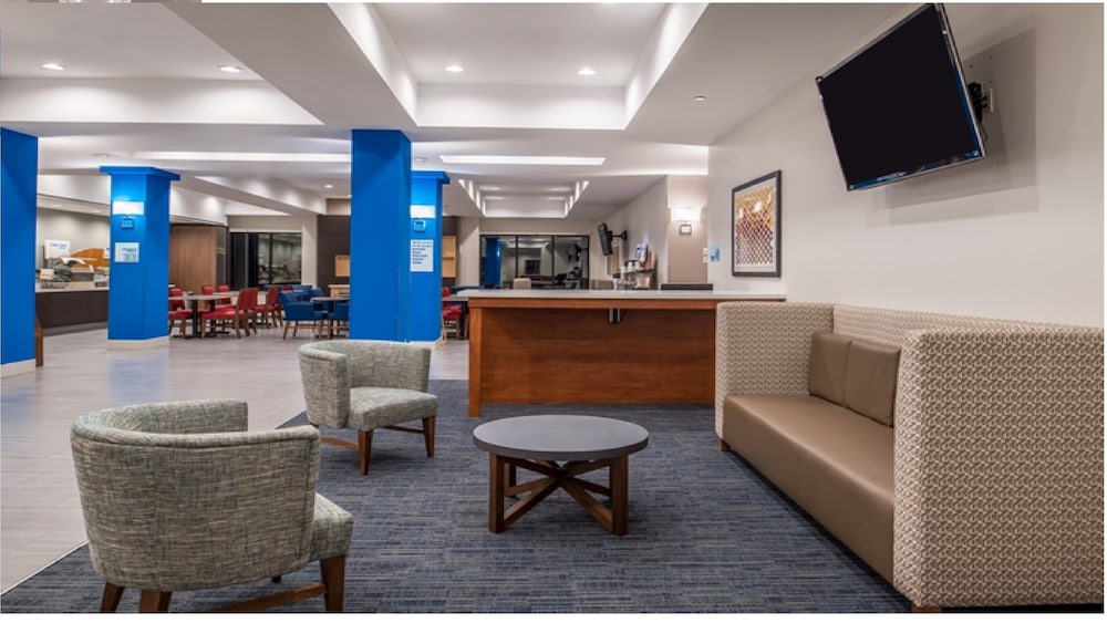 holiday inn express and suites laplace by ihg