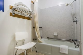 quality inn and suites gilroy