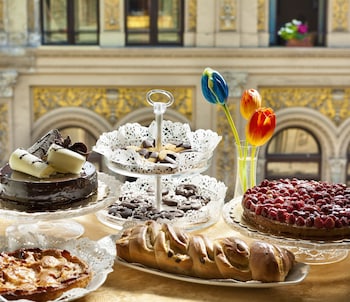 hotel art resort galleria umberto