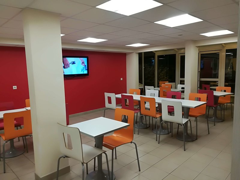 premiere classe maubeuge