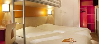 Premiere Classe Valenciennes Ouest Petite Foret Hotel,Lille>>Douai,1 star