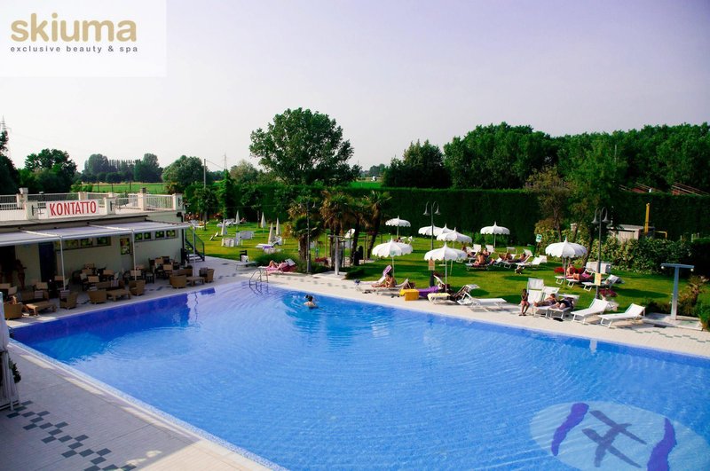 zanhotel and meeting centergross