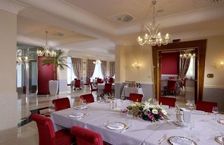 zanhotel and meeting centergross