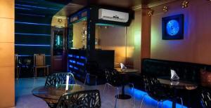 meenakshis sunshine hotel