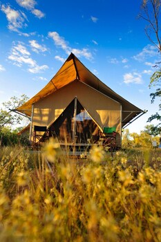 Bungle Bungle Wilderness Lodge,Halls Creek>>Cable Beach,4 star