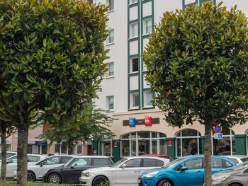 ibis ciboure st jean de luz hotel