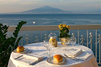 hotel regina sorrento