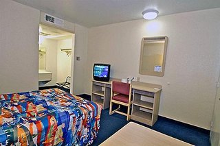 Motel 6 Fredericksburg, Va - North,Fredericksburg>>Falmouth,2 star
