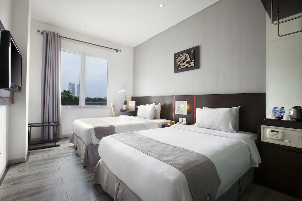 oak tree urban jakarta