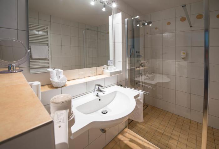 dekra congresshotel wart