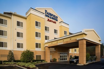 fairfield inn and suites lake city