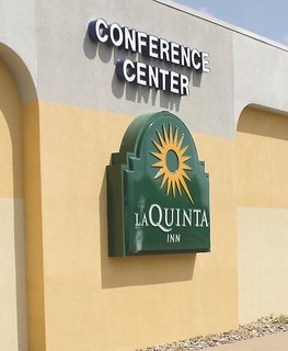 La Quinta Inn By Wyndham Davenport & Conference Center,Quad Cities>>Davenport,3 star