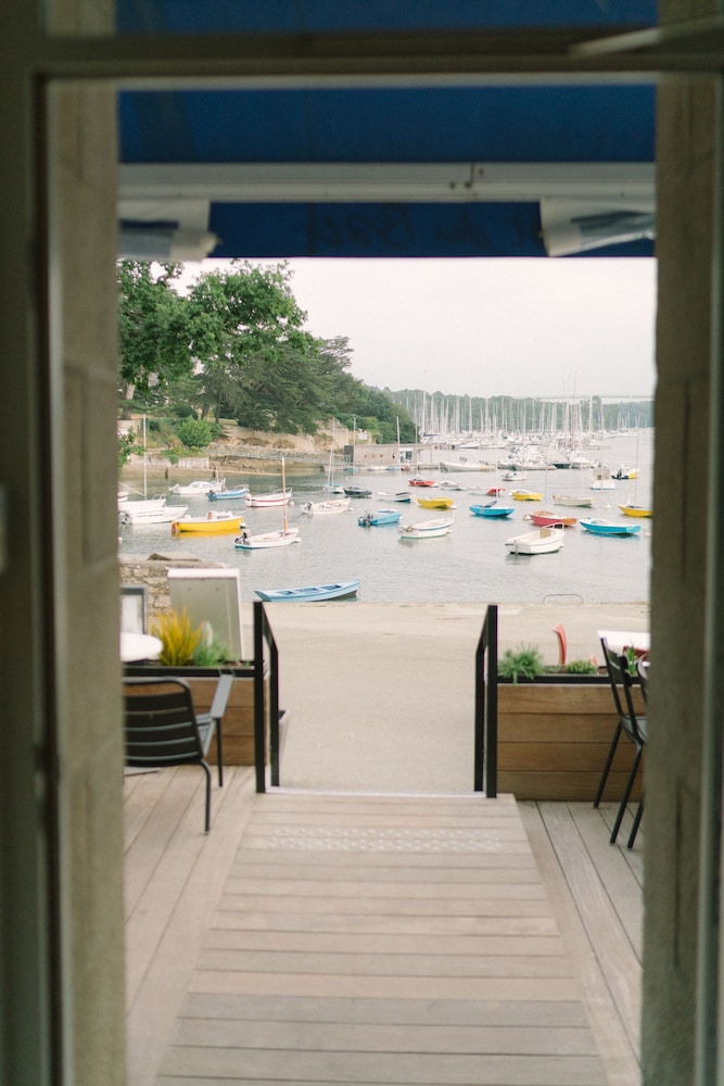 hotel et bistrot du bac