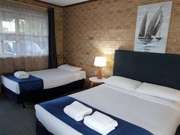 Pacific Paradise Motel,Caloundra>>Brisbane,2.5 star