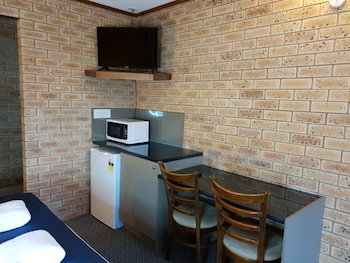 Pacific Paradise Motel,Caloundra>>Brisbane,3 star