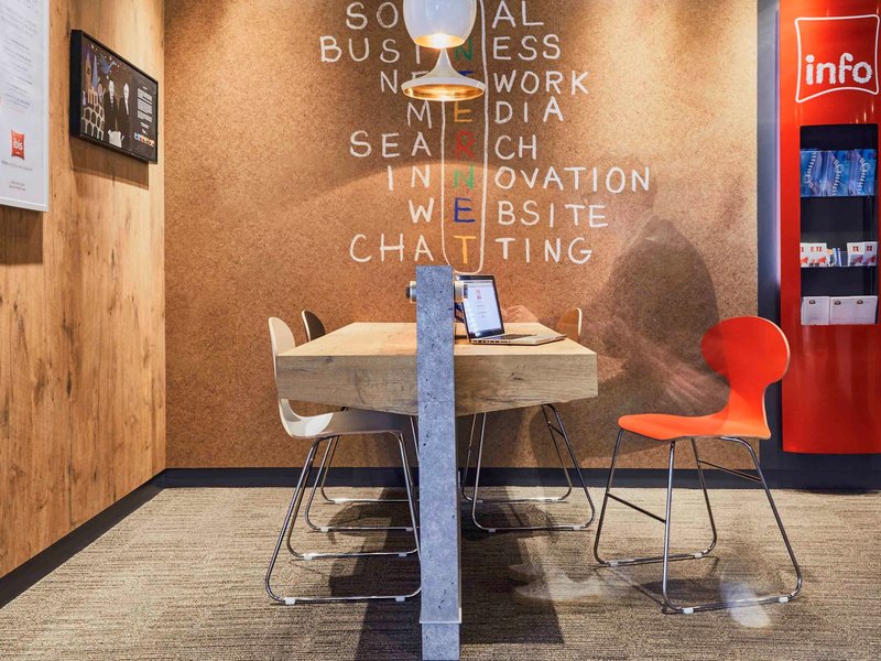 ibis toulon la seyne sur mer