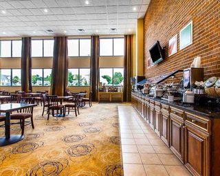 comfort inn warner robins robins air force base area
