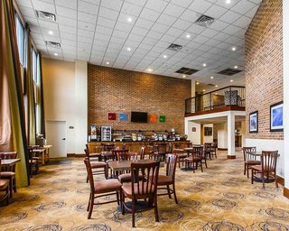 comfort inn warner robins robins air force base area