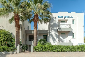 bella vista hotel by checkin