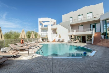 bella vista hotel by checkin