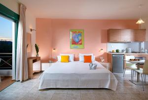 bella vista hotel by checkin