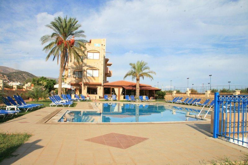 danelis studios and apartments