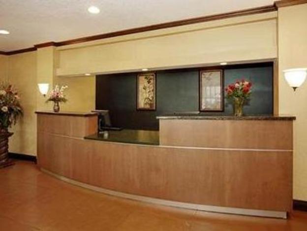holiday inn express and suites buford ne lake lanier